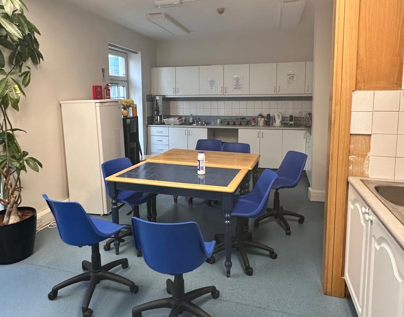 Picture of the kitchen